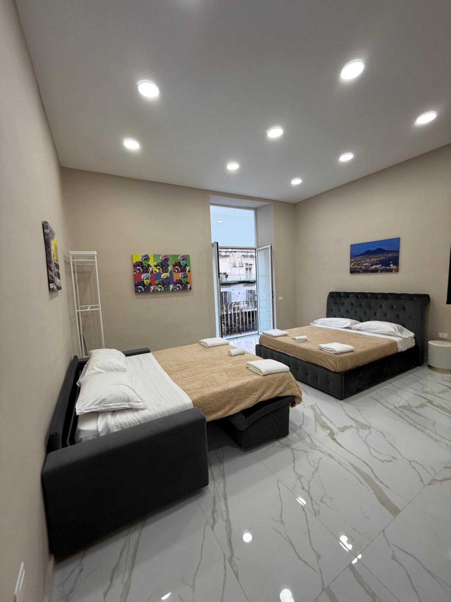 Valentino Caracciolo 105 Apartment Naples Exterior photo