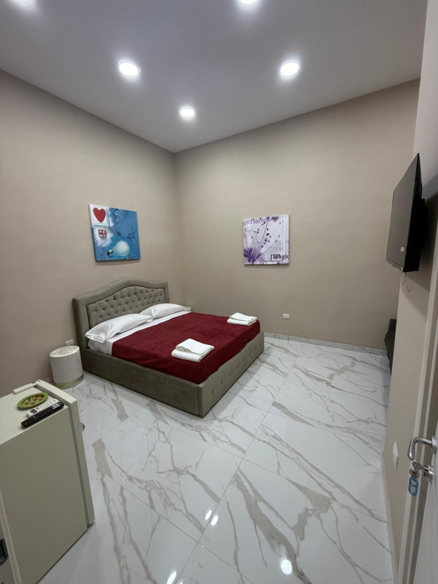 Valentino Caracciolo 105 Apartment Naples Exterior photo