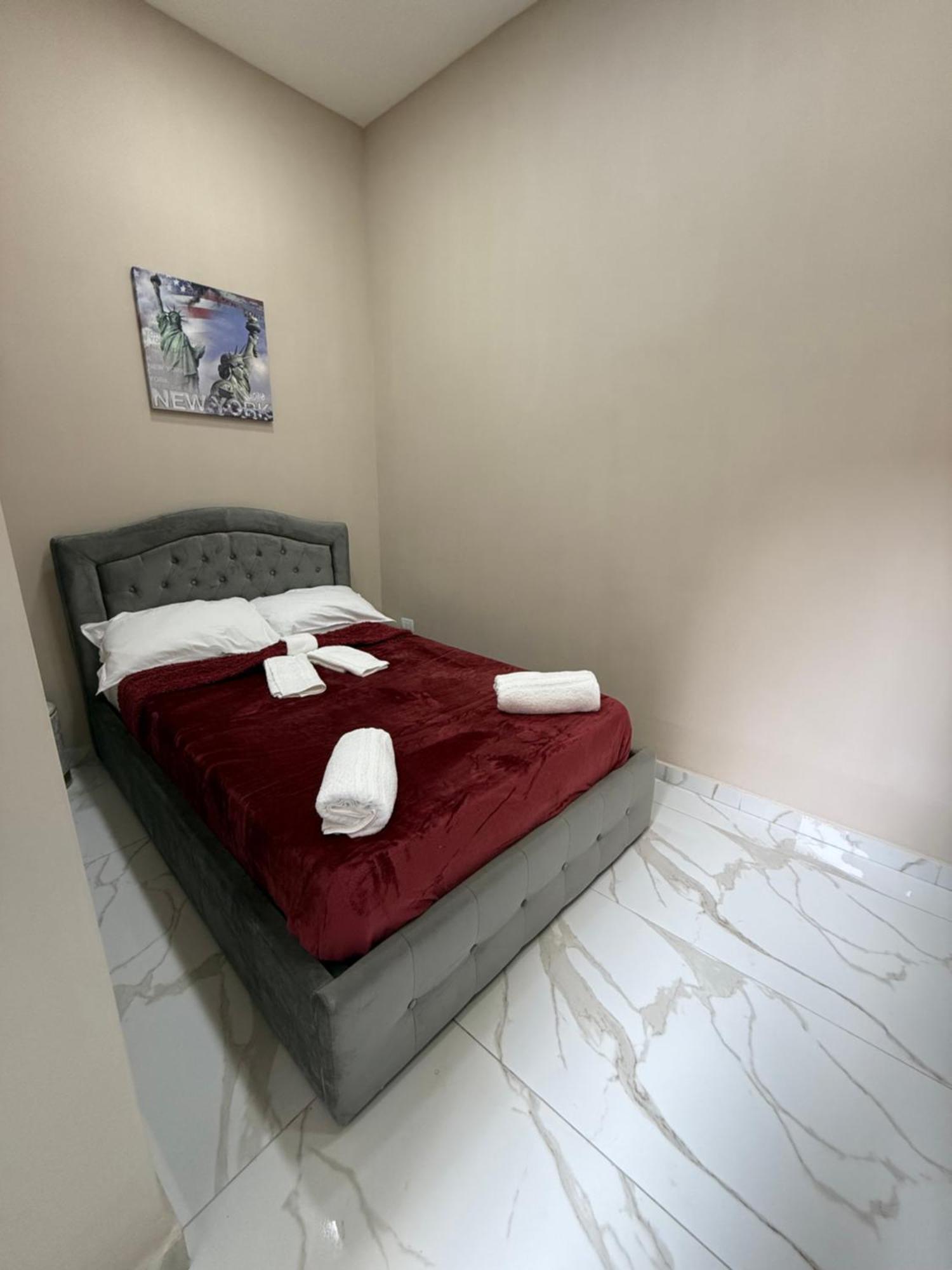 Valentino Caracciolo 105 Apartment Naples Exterior photo
