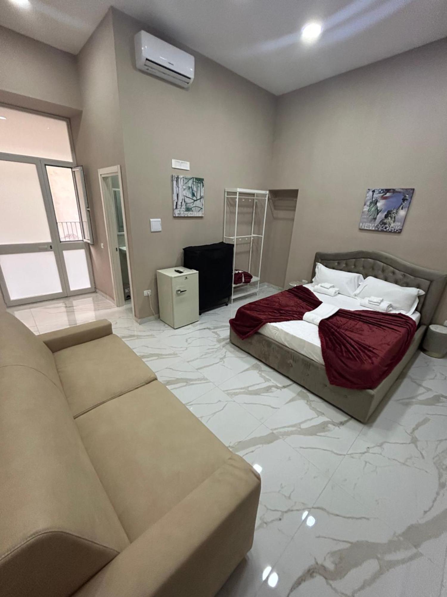 Valentino Caracciolo 105 Apartment Naples Exterior photo