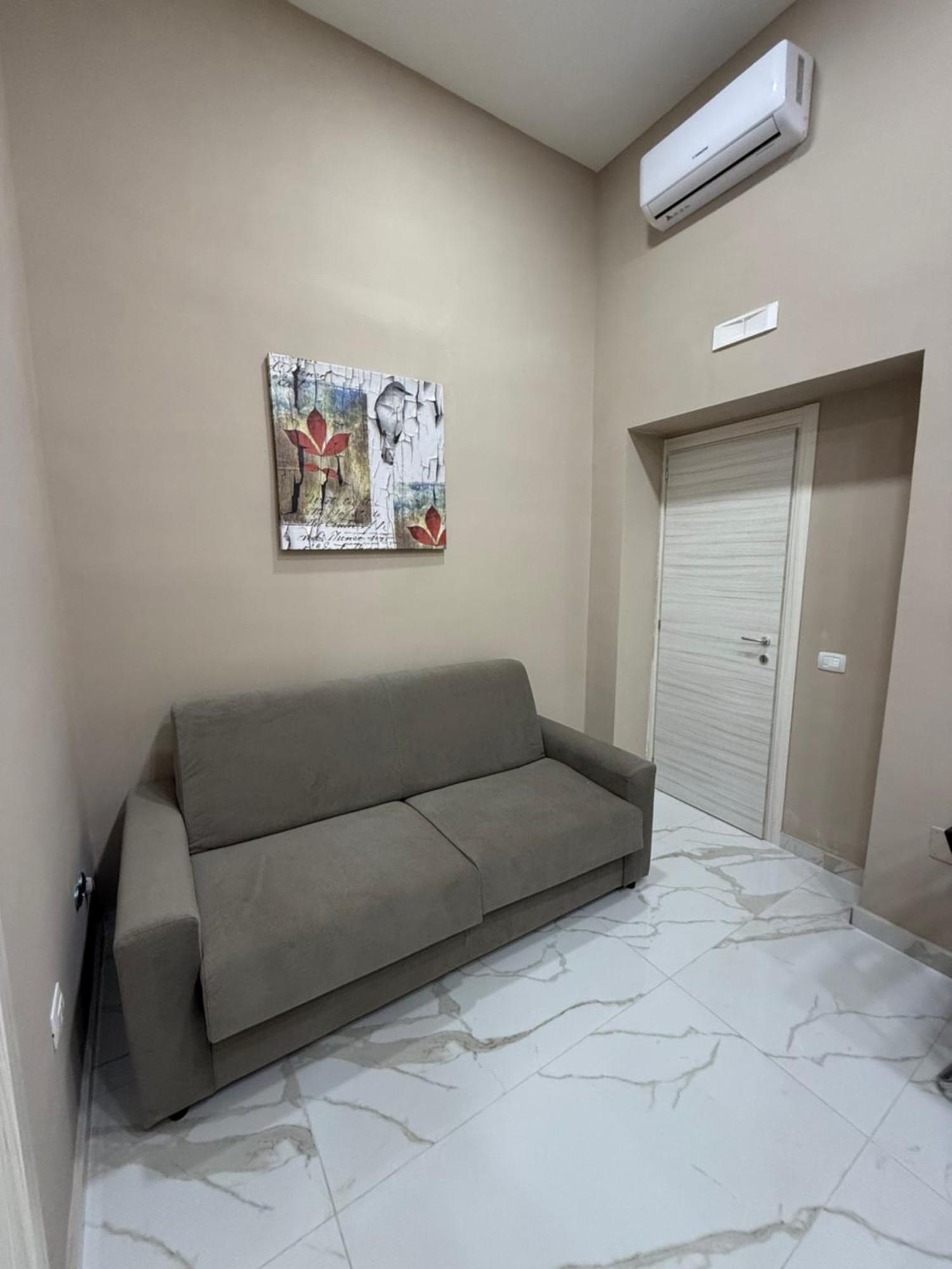 Valentino Caracciolo 105 Apartment Naples Exterior photo