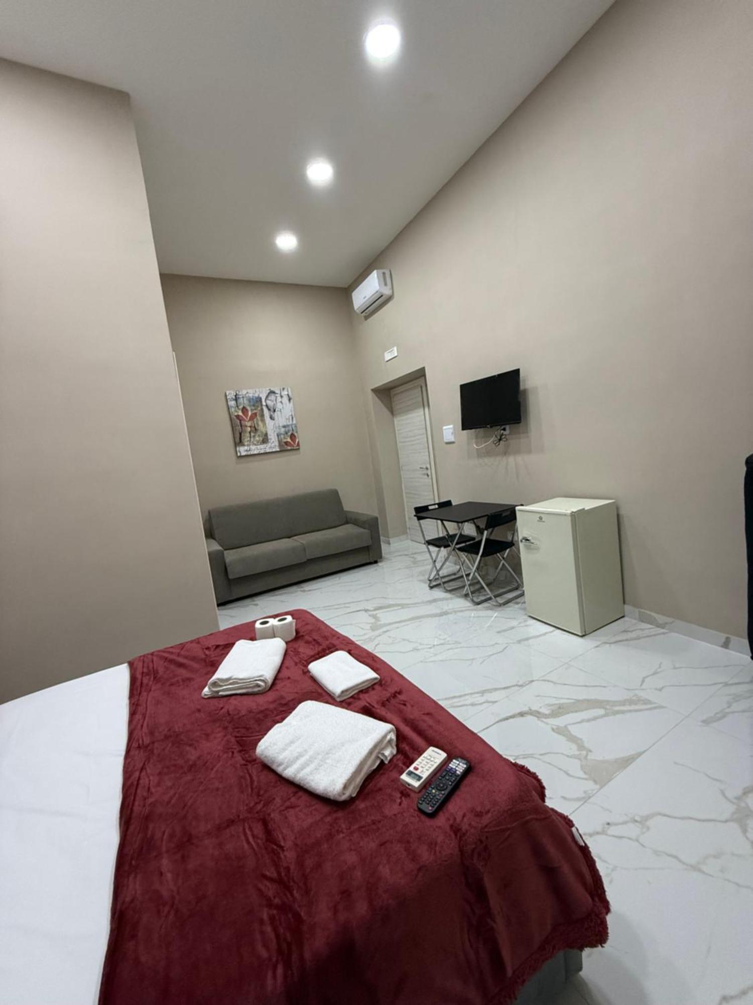 Valentino Caracciolo 105 Apartment Naples Exterior photo